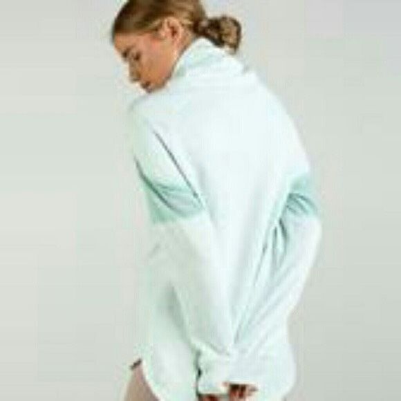 ✨Gymshark Women Slouch Hoodie✨ - Picture 4 of 8